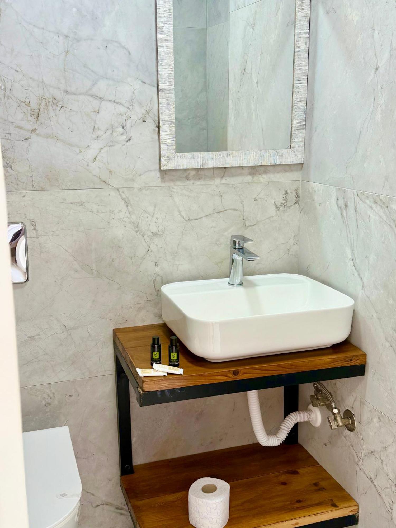 Jz Plus E'Bella Rhodes City Luaran gambar